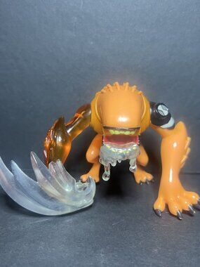 Bandai Cartoon Net. 2006 Ben 10 Battle Wildmutt Action Figure w/ Accessories 3"